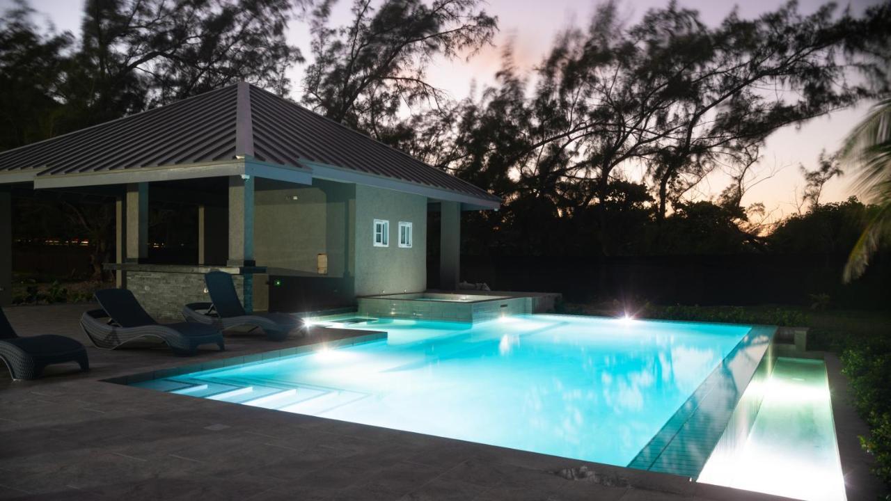 Soak'D Pineapple Villa Berrydale Exteriér fotografie